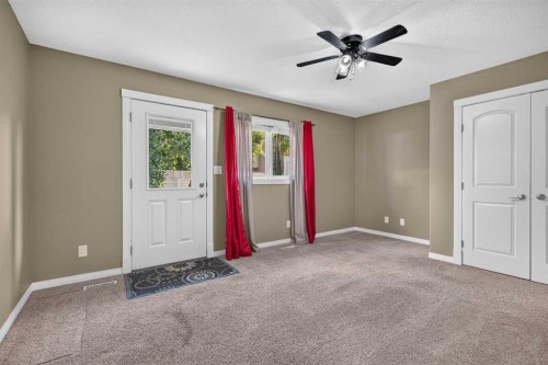 3-310 6 Avenue Ne, Three Hills, AB - Indoor Photo Showing Other Room