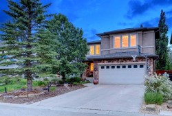 14 Evergreen Common SW Calgary, AB T2Y 4N8