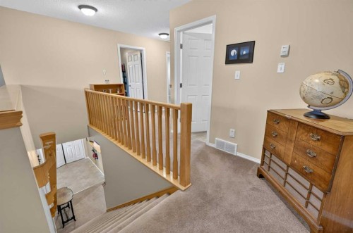 14 Evergreen Common Sw, Calgary, AB - Indoor Photo Showing Other Room