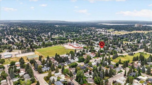 1707 107 Avenue Sw, Calgary, AB - Outdoor With View