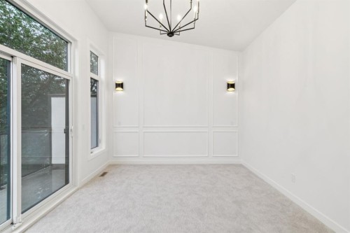 4303 30 Avenue Sw, Calgary, AB - Indoor Photo Showing Other Room