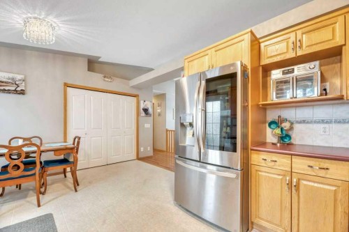 1907 Strathcona Terrace, Strathmore, AB - Indoor Photo Showing Other Room