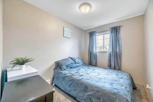 1907 Strathcona Terrace, Strathmore, AB - Indoor Photo Showing Bedroom