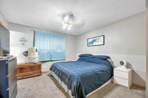 1907 Strathcona Terrace, Strathmore, AB - Indoor Photo Showing Bedroom