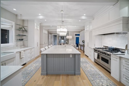 116 Hawk'S Landing Drive, Priddis Greens, AB - Indoor Photo Showing Kitchen With Upgraded Kitchen