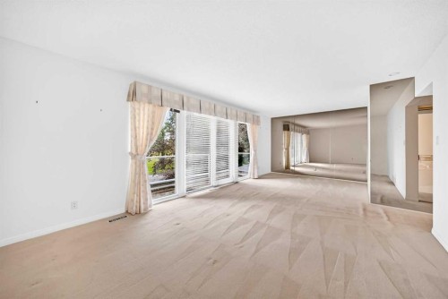 14224 Parkside Drive Se, Calgary, AB - Indoor