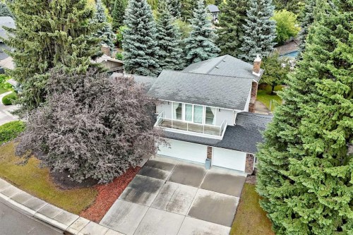14224 Parkside Drive Se, Calgary, AB - Outdoor