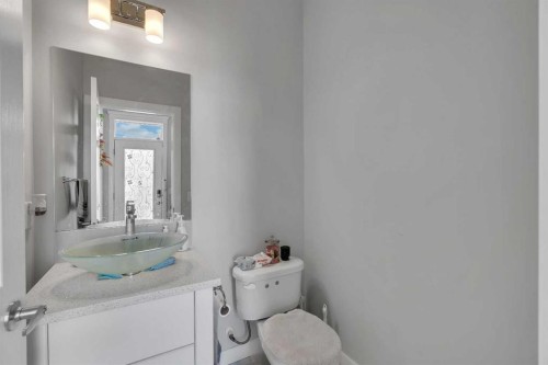552 Redstone Drive Ne, Calgary, AB 