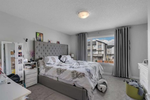 552 Redstone Drive Ne, Calgary, AB 