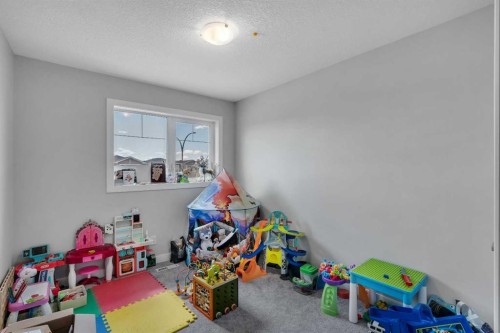 552 Redstone Drive Ne, Calgary, AB 
