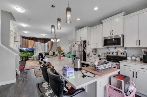 552 Redstone Drive Ne, Calgary, AB 