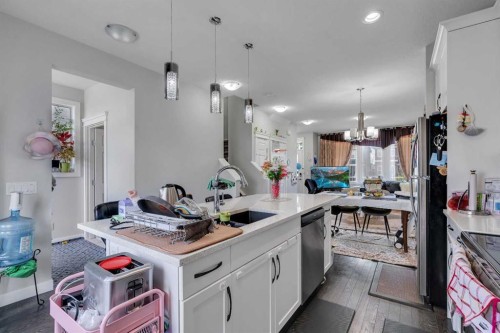 552 Redstone Drive Ne, Calgary, AB 