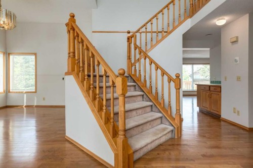 183 Edgevalley Circle Nw, Calgary, AB - Indoor Photo Showing Other Room