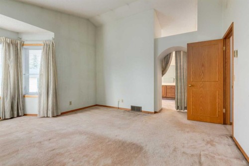 183 Edgevalley Circle Nw, Calgary, AB - Indoor Photo Showing Other Room