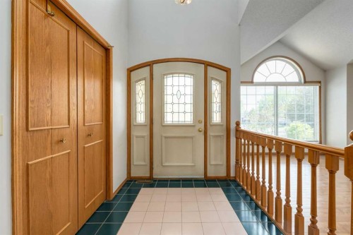 183 Edgevalley Circle Nw, Calgary, AB - Indoor Photo Showing Other Room