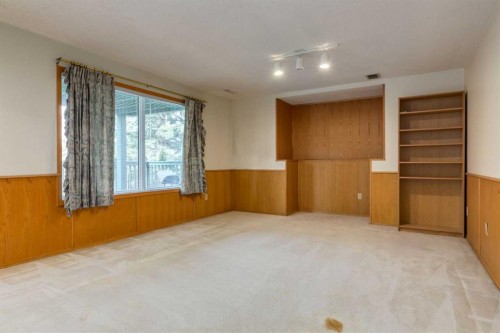 183 Edgevalley Circle Nw, Calgary, AB - Indoor Photo Showing Other Room