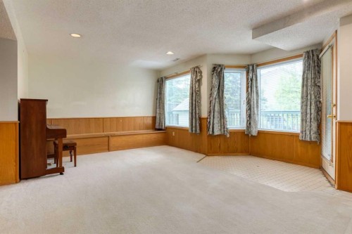 183 Edgevalley Circle Nw, Calgary, AB - Indoor Photo Showing Other Room