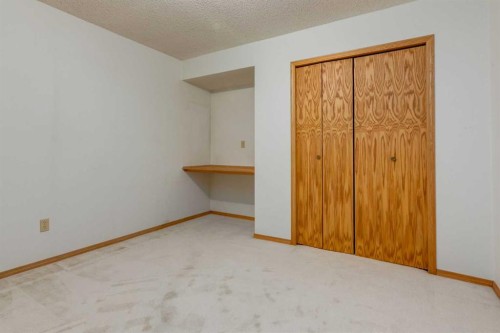 183 Edgevalley Circle Nw, Calgary, AB - Indoor Photo Showing Other Room