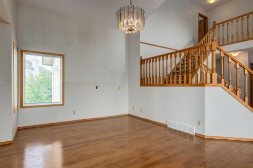 183 Edgevalley Circle Nw, Calgary, AB - Indoor Photo Showing Other Room