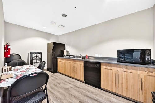 1405-99 Spruce Place Sw, Calgary, AB - Indoor