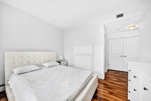 1405-99 Spruce Place Sw, Calgary, AB - Indoor Photo Showing Bedroom