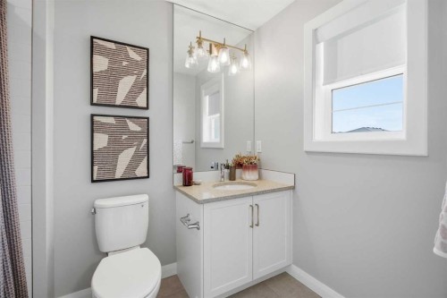 468 Dawson Circle, Chestermere, AB - Indoor Photo Showing Bathroom