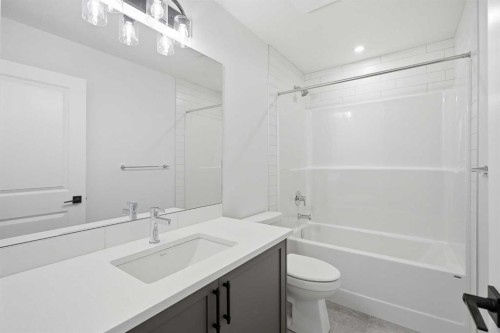 217 Bridgeport Gate, Chestermere, AB - Indoor Photo Showing Bathroom