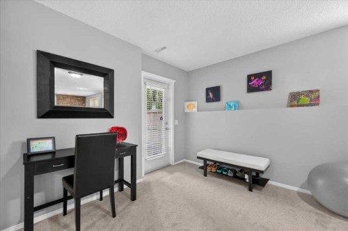 212 Cresthaven Place Sw, Calgary, AB - Indoor