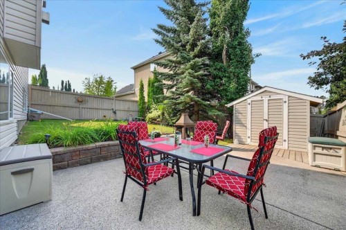 212 Cresthaven Place Sw, Calgary, AB - Outdoor With Deck Patio Veranda With Exterior