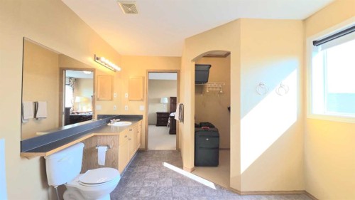 210 Panamount Hill Nw, Calgary, AB - Indoor