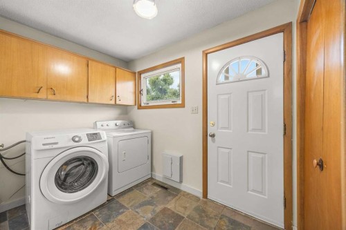 4804 Nordegg Crescent Nw, Calgary, AB - Indoor Photo Showing Laundry Room
