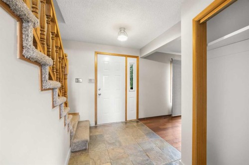 4804 Nordegg Crescent Nw, Calgary, AB - Indoor Photo Showing Other Room