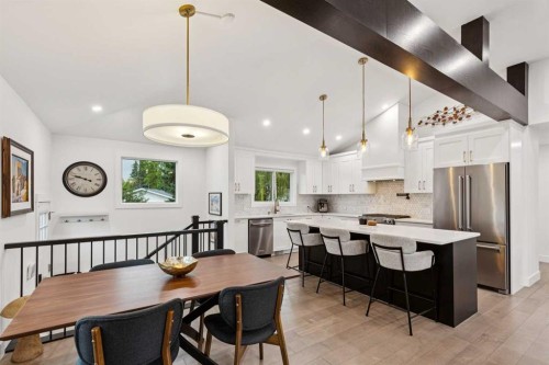 14 Butte Place Nw, Calgary, AB - Indoor