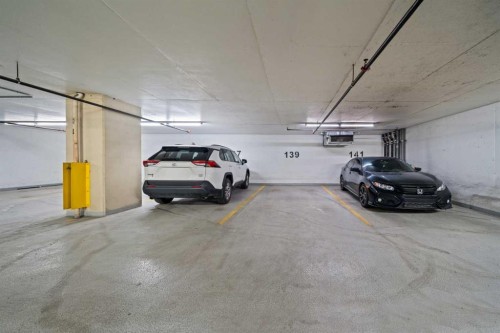 609-1025 5 Avenue Sw, Calgary, AB - Indoor Photo Showing Garage