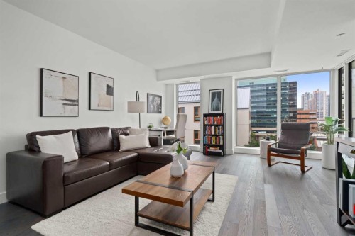 609-1025 5 Avenue Sw, Calgary, AB - Indoor Photo Showing Living Room