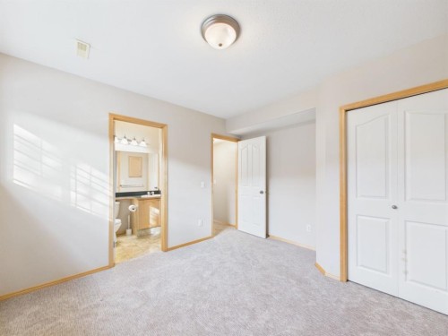 181 Panamount Hill Nw, Calgary, AB - Indoor