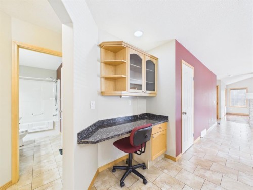 181 Panamount Hill Nw, Calgary, AB - Indoor