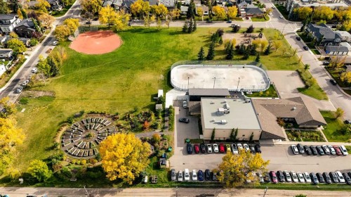 3303 7 Avenue Nw, Calgary, AB - Outdoor With View