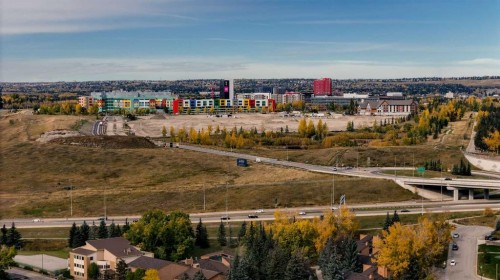 3307 7 Avenue Nw, Calgary, AB - Outdoor With View