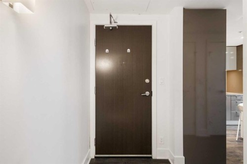 2109-901 10 Avenue Sw, Calgary, AB - Indoor Photo Showing Other Room