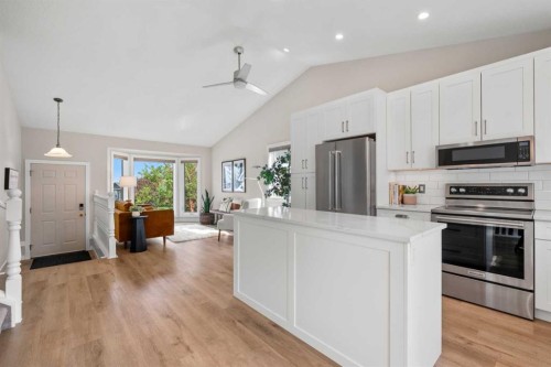 19 Macewan Meadow Crescent Nw, Calgary, AB - Indoor Photo Showing Kitchen With Stainless Steel Kitchen With Upgraded Kitchen