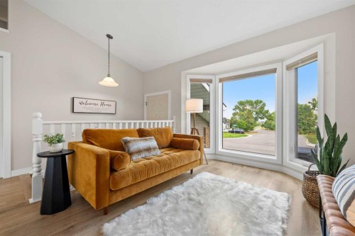 19 Macewan Meadow Crescent Nw, Calgary, AB - Indoor Photo Showing Living Room