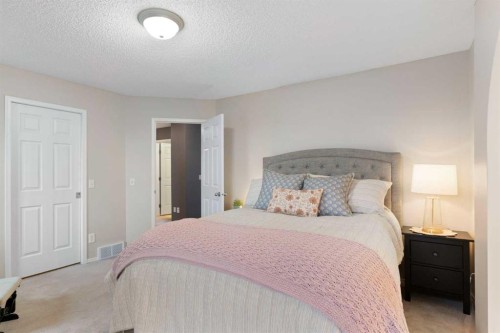 131 Valley Stream Close Nw, Calgary, AB - Indoor Photo Showing Bedroom