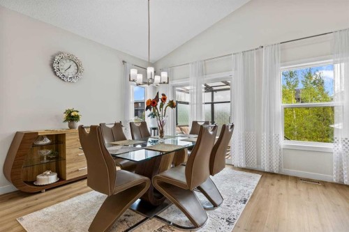 119 Walgrove Green Se, Calgary, AB - Indoor Photo Showing Dining Room