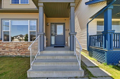 33 Saddlecrest Close Ne, Calgary, AB - Outdoor