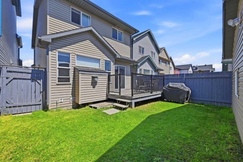 33 Saddlecrest Close Ne, Calgary, AB - Outdoor