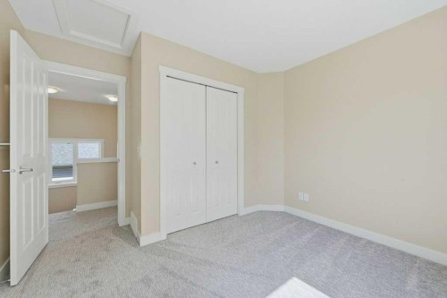 98 Elgin Meadows Circle Se, Calgary, AB - Indoor Photo Showing Other Room