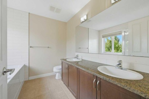 98 Elgin Meadows Circle Se, Calgary, AB - Indoor Photo Showing Bathroom