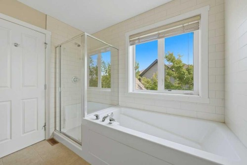 98 Elgin Meadows Circle Se, Calgary, AB - Indoor Photo Showing Bathroom