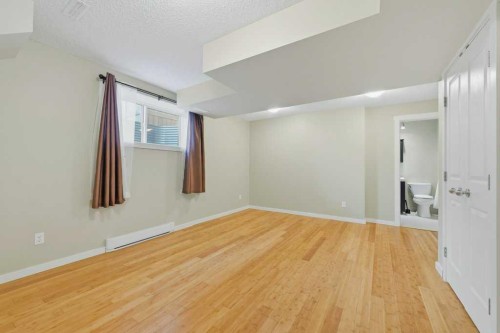 98 Elgin Meadows Circle Se, Calgary, AB - Indoor Photo Showing Other Room